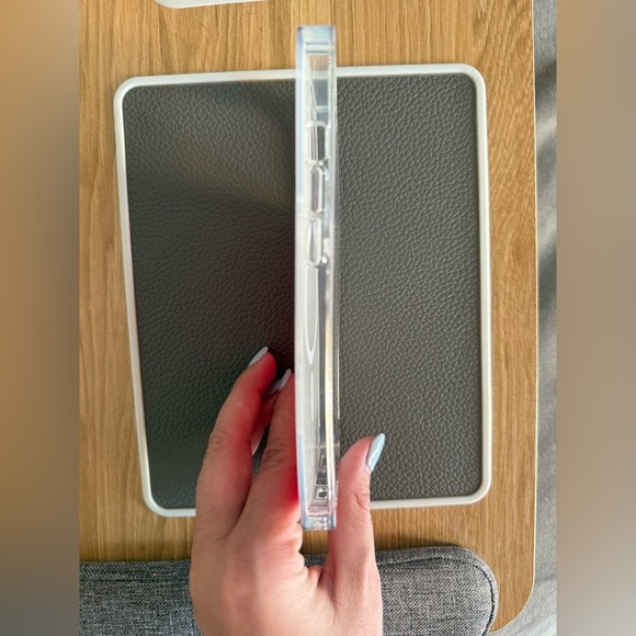 Case-Mate Pink Square iPhone 14 Pro Case - Picture 4 of 4